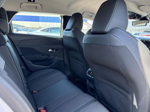 Peugeot 308 SW 1.6 Plug-in Hybrid 180 Active Pack Business ActivLease financial lease