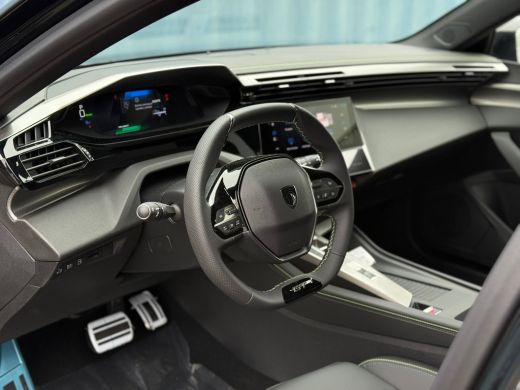 Peugeot 308 SW 1.6 Plug-in Hybrid 195 GT Alcantara bekleding | Elektrisch verstelb. bestuurdersstoel met gehe... ActivLease financial lease
