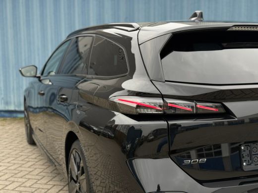 Peugeot 308 SW 1.6 Plug-in Hybrid 195 GT Alcantara bekleding | Elektrisch verstelb. bestuurdersstoel met gehe... ActivLease financial lease