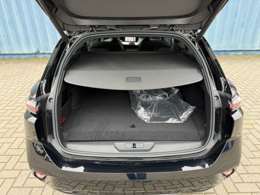 Peugeot 308 SW 1.6 Plug-in Hybrid 195 GT Alcantara bekleding | Elektrisch verstelb. bestuurdersstoel met gehe... ActivLease financial lease
