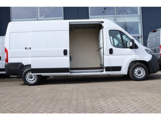 Peugeot Boxer 2.2 BlueHDi 140 S&S L3H2 3.5t | Cruise Control | Betimmering | Full-LED | Camera | Climate | Navi... ActivLease financial lease
