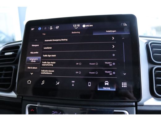 Peugeot Boxer 2.2 BlueHDi 140 S&S L3H2 3.5t | Cruise Control | Betimmering | Full-LED | Camera | Climate | Navi... ActivLease financial lease