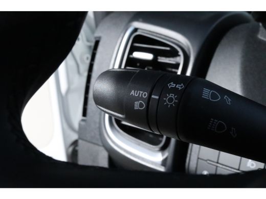 Peugeot Boxer 2.2 BlueHDi 140 S&S L3H2 3.5t | Cruise Control | Betimmering | Full-LED | Camera | Climate | Navi... ActivLease financial lease