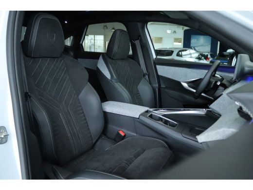 Peugeot e-3008 GT Avantage 210 73 kWh | 8 Jaar Garantie | Adapt. Cruise | Massage | Schuifdak | 360 Camera | AGR... ActivLease financial lease