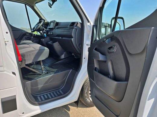 Renault Master T35 2.3 dCi Lowliner - 145 Pk - Euro 6 - Airco - Cruise Control - ParkeerCamera ActivLease financial lease