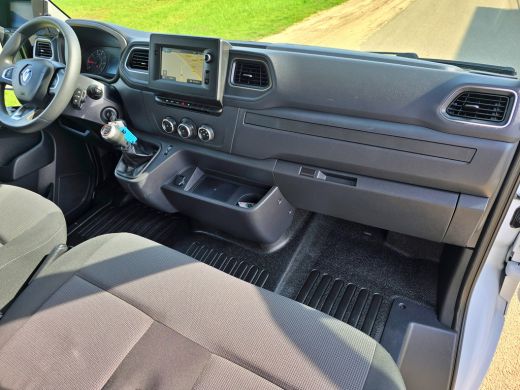 Renault Master T35 2.3 dCi Lowliner - 145 Pk - Euro 6 - Airco - Cruise Control - ParkeerCamera ActivLease financial lease