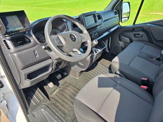 Renault Master T35 2.3 dCi Lowliner - 145 Pk - Euro 6 - Airco - Cruise Control - ParkeerCamera ActivLease financial lease