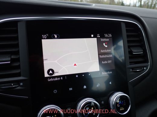 Renault M&eacute;gane Estate Estate 1.3 TCe Business Zen !! AUTOMAAT !! / TREKHAAK / CARPLAY / NAVI ActivLease financial lease