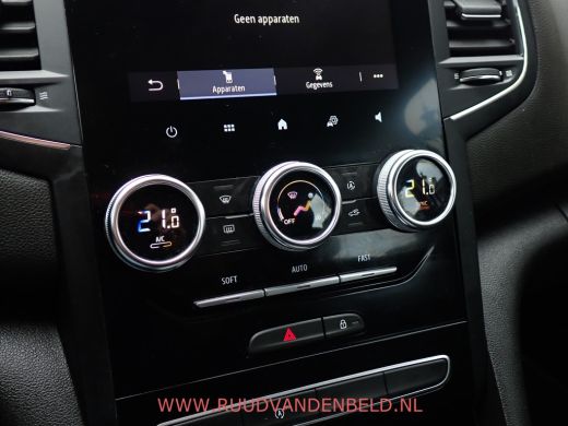 Renault M&eacute;gane Estate Estate 1.3 TCe Business Zen !! AUTOMAAT !! / TREKHAAK / CARPLAY / NAVI ActivLease financial lease