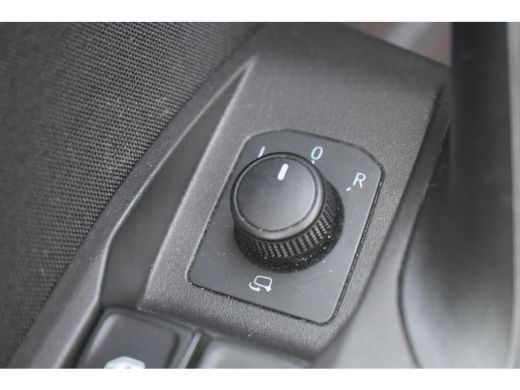 Seat Arona 1.0 TSI 110PK FR Business Intense DSG | TREKHAAK | CAMERA | ADAPT. CRUISE | APP. CONNECT | AIRCO ... ActivLease financial lease