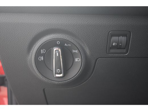 Seat Arona 1.0 TSI 110PK FR Business Intense DSG | TREKHAAK | CAMERA | ADAPT. CRUISE | APP. CONNECT | AIRCO ... ActivLease financial lease