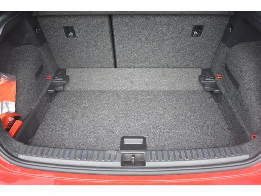 Seat Arona 1.0 TSI 110PK FR Business Intense DSG | TREKHAAK | CAMERA | ADAPT. CRUISE | APP. CONNECT | AIRCO ... ActivLease financial lease