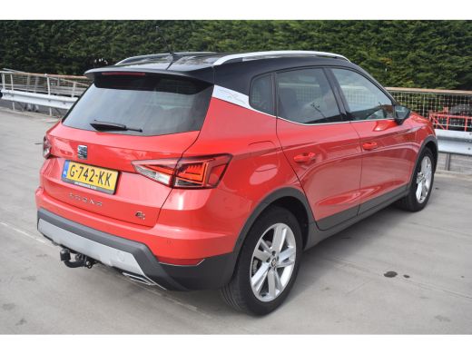 Seat Arona 1.0 TSI 110PK FR Business Intense DSG | TREKHAAK | CAMERA | ADAPT. CRUISE | APP. CONNECT | AIRCO ... ActivLease financial lease