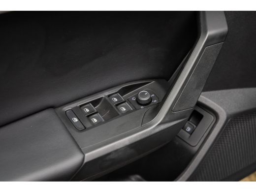 Seat Leon 1.4 TSI eHybrid PHEV FR Business Intense 204PK | Stoel+stuur verwarming | Apple Carplay/Android A... ActivLease financial lease