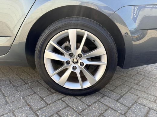 Skoda Octavia Combi 1.5 TSI Greentech Business Edition Plus | Achteruitrijcamera | Navigatie | Automaat | ActivLease financial lease