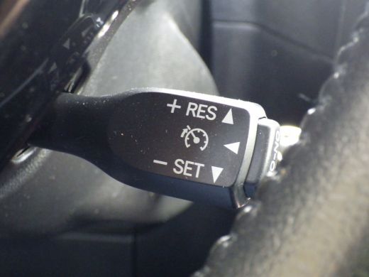 Toyota Aygo 1.0 VVT-i x-play Airco, Carplay, 5 DRS, NL/NAP! ActivLease financial lease