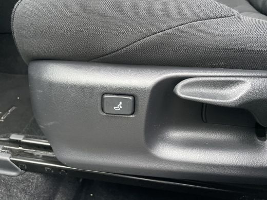 Toyota Corolla Cross Hybrid 200 Dynamic | Navigatie | Apple CarPlay/Android auto | Achteruitrijcamera | Stoel en Stuur... ActivLease financial lease