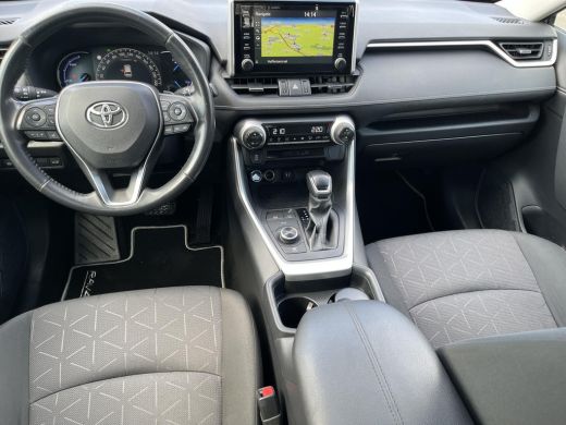 Toyota RAV4 2.5 Hybrid AWD Dynamic | 1650 kg trekgewicht | Trekhaak | Navigatie | Parkeercamera | ActivLease financial lease