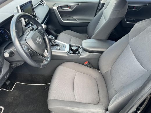 Toyota RAV4 2.5 Hybrid AWD Dynamic | 1650 kg trekgewicht | Trekhaak | Navigatie | Parkeercamera | ActivLease financial lease