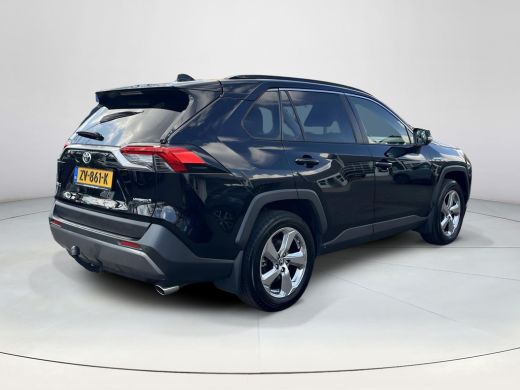 Toyota RAV4 2.5 Hybrid AWD Dynamic | 1650 kg trekgewicht | Trekhaak | Navigatie | Parkeercamera | ActivLease financial lease