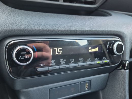 Toyota Yaris 1.5 Hybrid 115 Active Camera | Adaptive CC | Full map navigatie | Climate control | Carplay/andro... ActivLease financial lease