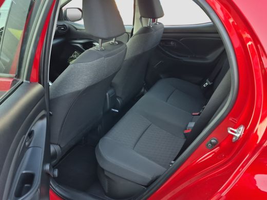 Toyota Yaris 1.5 Hybrid 115 Active Camera | Adaptive CC | Full map navigatie | Climate control | Carplay/andro... ActivLease financial lease