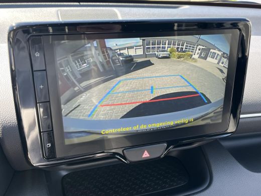 Toyota Yaris 1.5 Hybrid 115 Dynamic | Stoel- + stuurverwarming | Parkeersensoren | Carplay | LED koplampen ActivLease financial lease