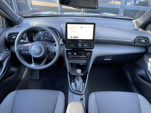 Toyota Yaris Cross 1.5 Hybrid 130 First Editon Comfort Pack **DODE HOEK DETECTIE/ NAVIGATIE/ GARANTIE** ActivLease financial lease