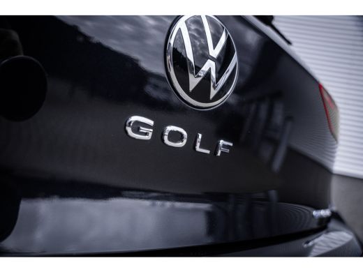 Volkswagen Golf 1.4 eHybrid Style | Achteruitrijcamera | Cruise control adaptief met Stop&Go en stuurhulp | Licht... ActivLease financial lease