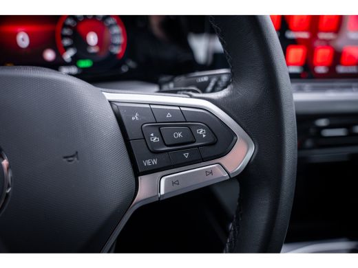 Volkswagen Golf 1.4 eHybrid Style | Achteruitrijcamera | Cruise control adaptief met Stop&Go en stuurhulp | Licht... ActivLease financial lease