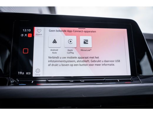 Volkswagen Golf 1.4 eHybrid Style | Achteruitrijcamera | Cruise control adaptief met Stop&Go en stuurhulp | Licht... ActivLease financial lease