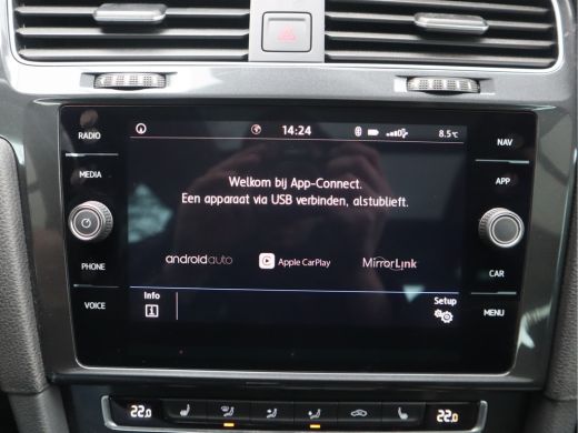 Volkswagen Golf Variant 1.5 TSI Comfortline Business Navi / Pano / ACC / Trekhaak /  BTW Auto ActivLease financial lease