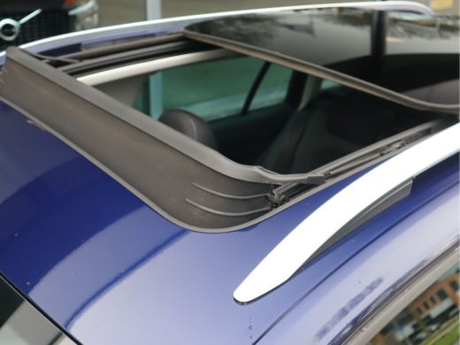 Volkswagen Golf Variant 1.5 TSI Comfortline Business Navi / Pano / ACC / Trekhaak /  BTW Auto ActivLease financial lease