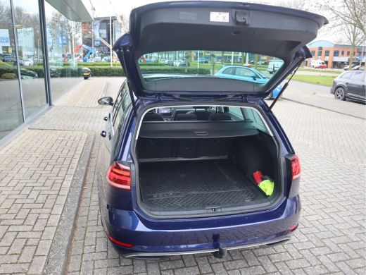 Volkswagen Golf Variant 1.5 TSI Comfortline Business Navi / Pano / ACC / Trekhaak /  BTW Auto ActivLease financial lease