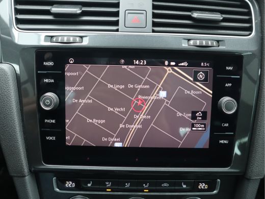 Volkswagen Golf Variant 1.5 TSI Comfortline Business Navi / Pano / ACC / Trekhaak /  BTW Auto ActivLease financial lease