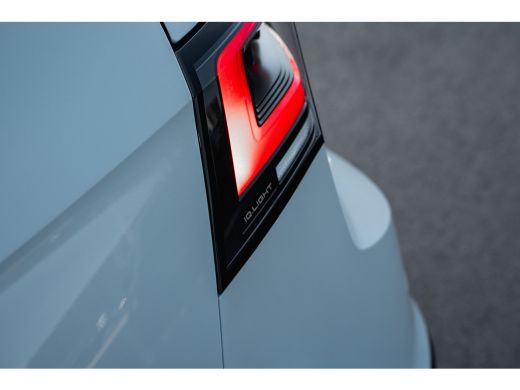 Volkswagen Golf 2.0 TSI 300pk GTI Clubsport | Panorama | Akrapovic | Harman Kardon | HUD | ActivLease financial lease