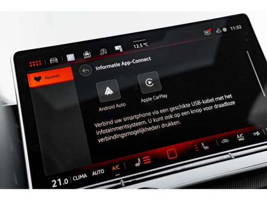 Volkswagen Golf 2.0 TSI 300pk GTI Clubsport | Panorama | Akrapovic | Harman Kardon | HUD | ActivLease financial lease