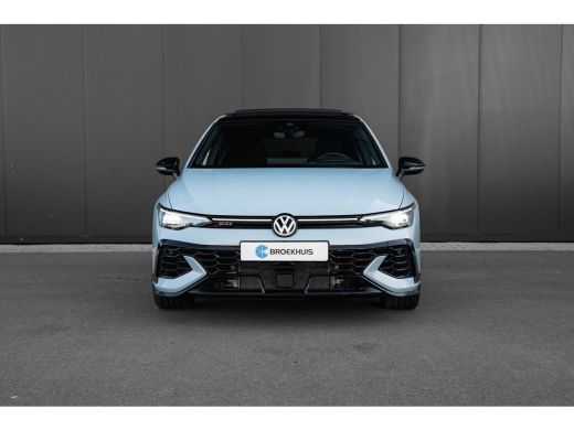 Volkswagen Golf 2.0 TSI 300pk GTI Clubsport | Panorama | Akrapovic | Harman Kardon | HUD | ActivLease financial lease
