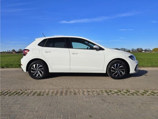 Volkswagen Polo 1.0 TSI Life Edition - 95 Pk - Euro 6 - AUTOMAAT - ParkeerCamera - AppleCarplay AndroidAuto ActivLease financial lease