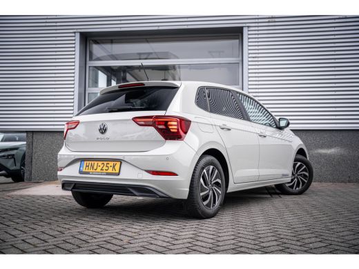 Volkswagen Polo 1.0 TSI Life Edition | Achteruitrijcamera | Airco | Lichtmetalen velgen 15" ActivLease financial lease