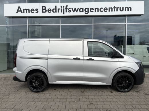 Volkswagen Transporter 2.0 TDI L1H1 Life | 150pk Hand | Zwarte 19 inch velgen | App connect | 3 Zits ActivLease financial lease