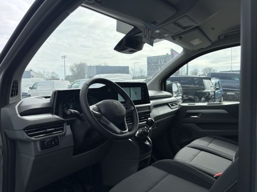 Volkswagen Transporter 2.0 TDI L1H1 Life | 150pk Hand | Zwarte 19 inch velgen | App connect | 3 Zits ActivLease financial lease