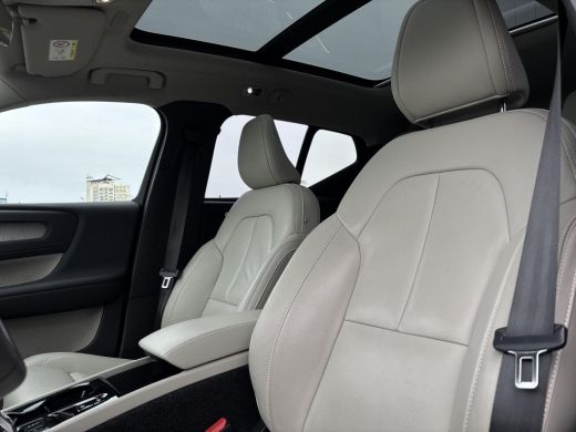 Volvo  XC40 1.5 T5 Recharge Inscription | GEEN AFLEVERKOSTEN | SOH 86,3% | Elektrisch glazen schuif-/kantelda... ActivLease financial lease