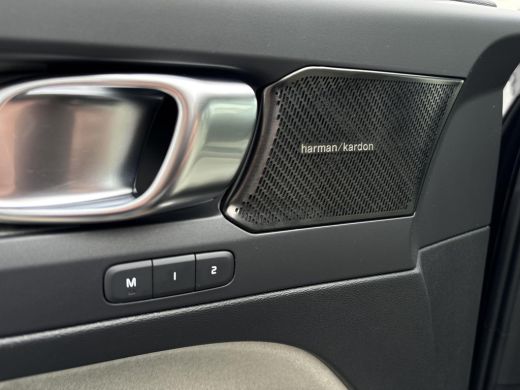 Volvo  XC40 1.5 T5 Recharge Inscription | GEEN AFLEVERKOSTEN | SOH 86,3% | Elektrisch glazen schuif-/kantelda... ActivLease financial lease