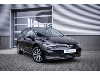 Volkswagen Golf 1.4 eHybrid Style | Achteruitrijcamera | Cruise control adaptief met Stop&Go en stuurhulp | Licht...