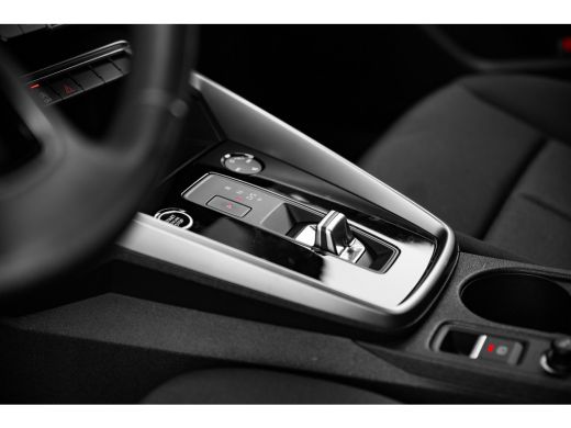 Audi A3 Sportback 30 TFSI Pro Line ActivLease financial lease