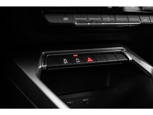 Audi A3 Sportback 30 TFSI Pro Line ActivLease financial lease