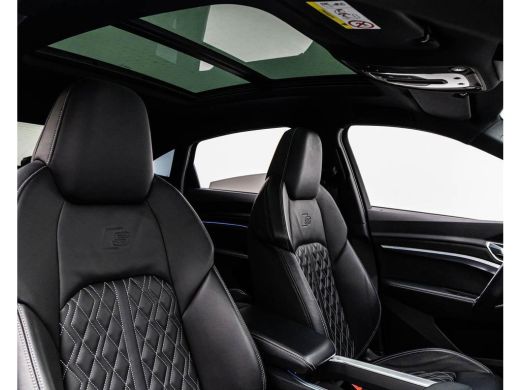 Audi e-tron 55 Quattro S-LINE 95 kWh (300kW/408pk) ** MATRIX, S-SPORTST, DIAMANT LEDER, PANO, VERW. ST, 21-in... ActivLease financial lease