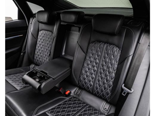 Audi e-tron 55 Quattro S-LINE 95 kWh (300kW/408pk) ** MATRIX, S-SPORTST, DIAMANT LEDER, PANO, VERW. ST, 21-in... ActivLease financial lease