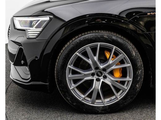 Audi e-tron 55 Quattro S-LINE 95 kWh (300kW/408pk) ** MATRIX, S-SPORTST, DIAMANT LEDER, PANO, VERW. ST, 21-in... ActivLease financial lease